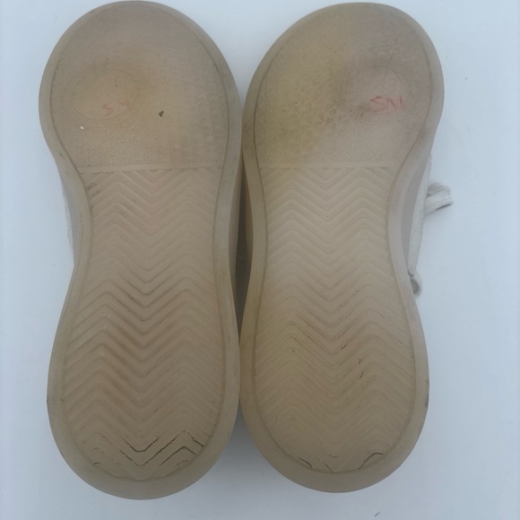 P448 Women's Cream and White Sneakers - Picture 9 of 10